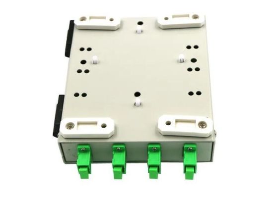 Il centro a fibra ottica FTTH del contenitore terminale 4 di supporto della parete di serie di FTB con gli adattatori dell'APC