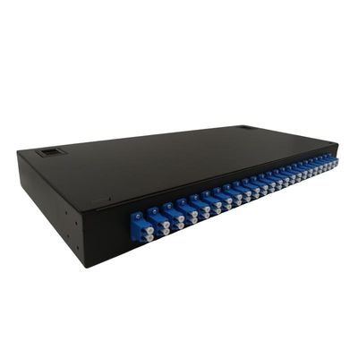 Pannello patch in fibra ottica per montaggio a parete FTTH ODF 48 fibre con trecce accoppiatore duplex LC