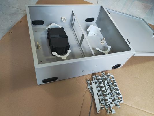 LC/DX Montaggio a parete a una porta Confinamento in fibra ottica APC/UPC Grigio ODF 72Port 144Core