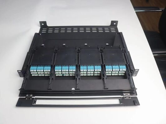 1U 144 Core MTP MPO -LC Pannello di permutazione ODF Chassis tipo scorrevole per 12 Cassette